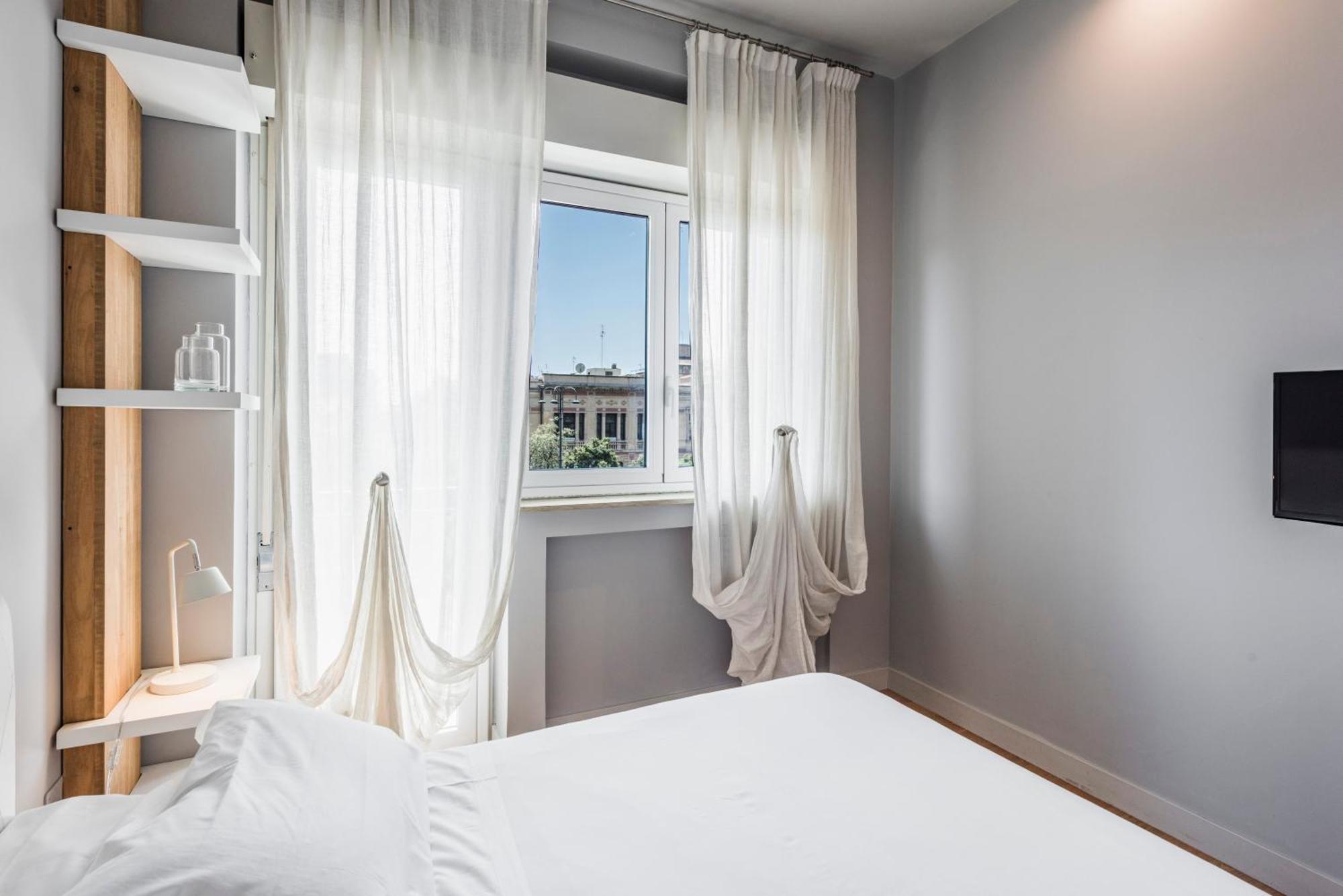 Ferrini Home - Suites Catánia Buitenkant foto